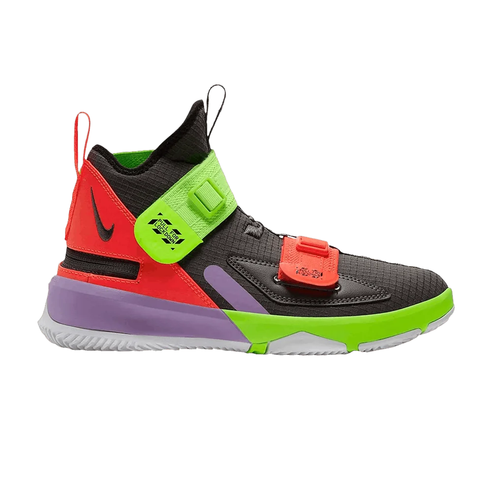 Кроссовки Nike LeBron Soldier 13 Flyease GS 'Thunder Grey'