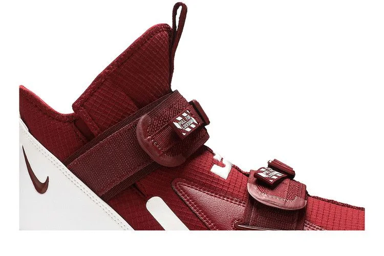Кроссовки Nike LeBron Soldier 13 TB 'Team Red'