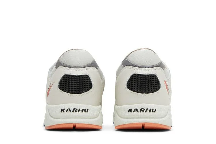 Кроссовки Karhu Aria 95 'Lily White Vallarta Blue'