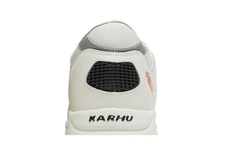 Кроссовки Karhu Aria 95 'Lily White Vallarta Blue'