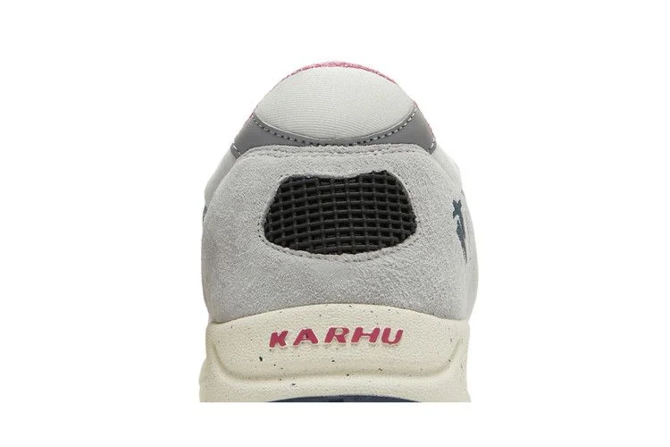 Кроссовки Karhu Aria 95 'Ursa Major Pack - Dawn Blue Trooper'