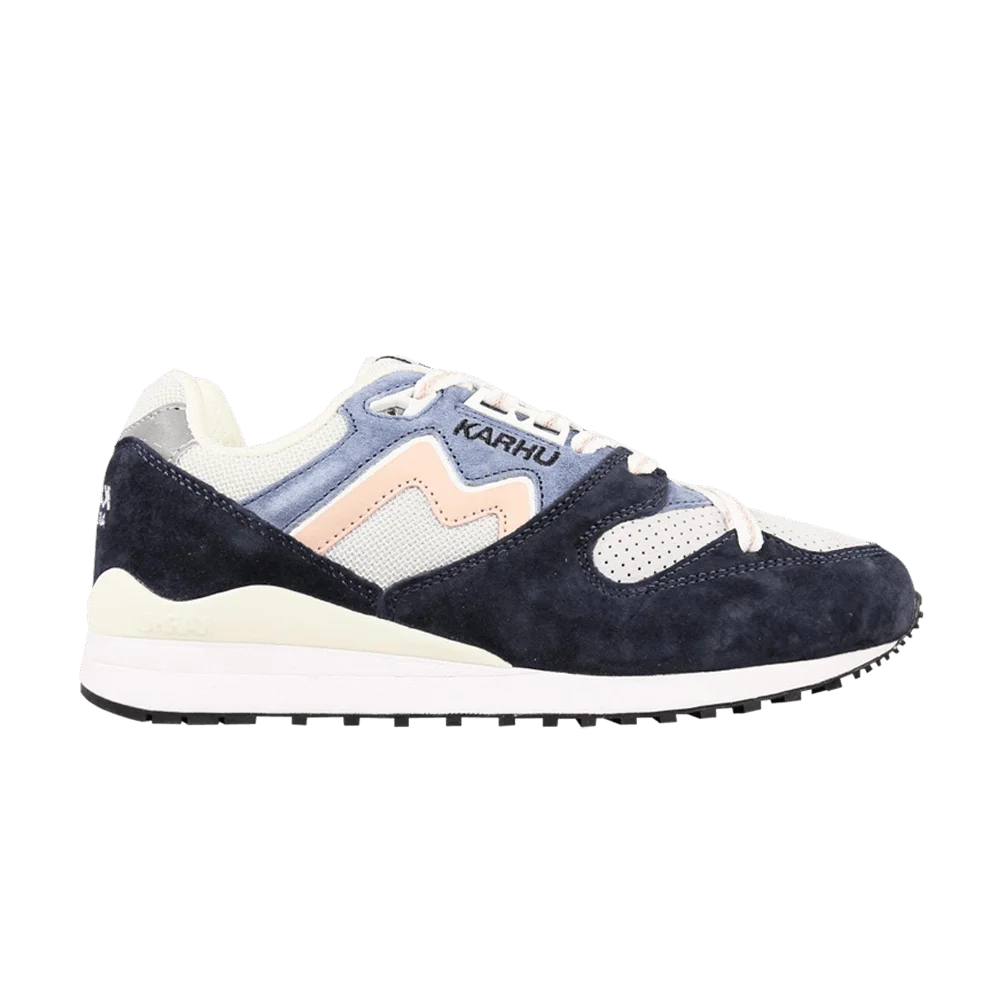 Кроссовки Karhu Synchron Classic 'India Ink Cameo Rose'