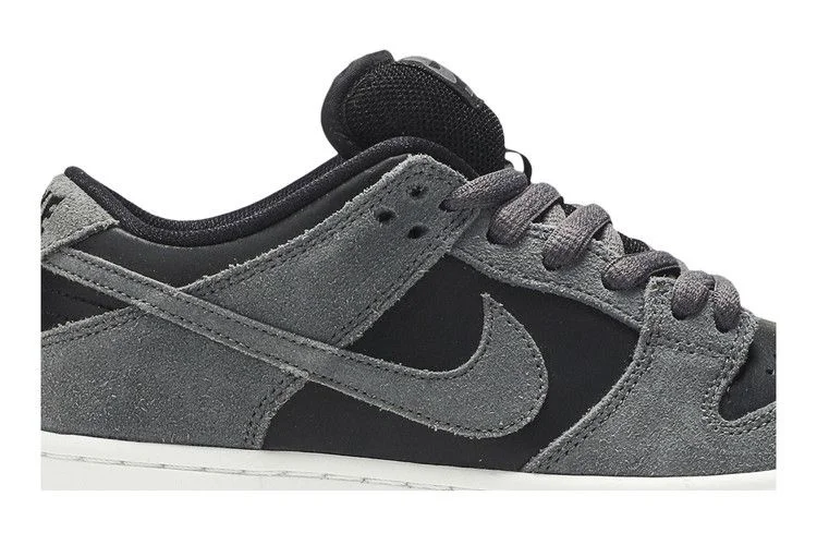 Кроссовки Nike SB Dunk Low TRD 'Dark Grey'