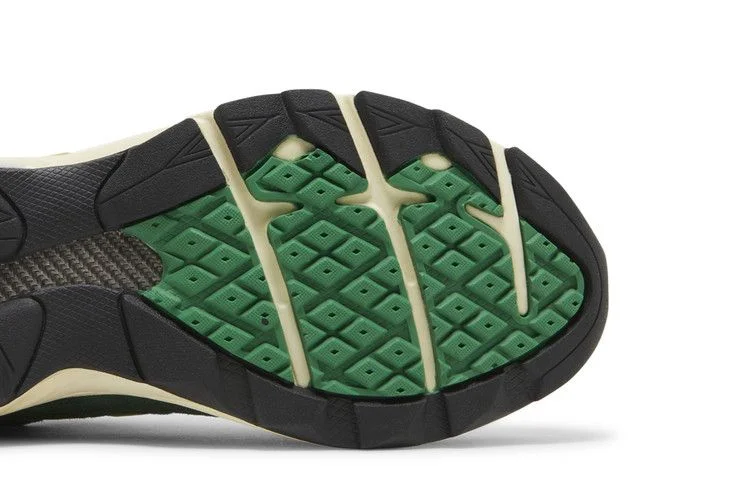 Кроссовки Teddy Santis x New Balance 990v3 Made in USA 'Green Gold'