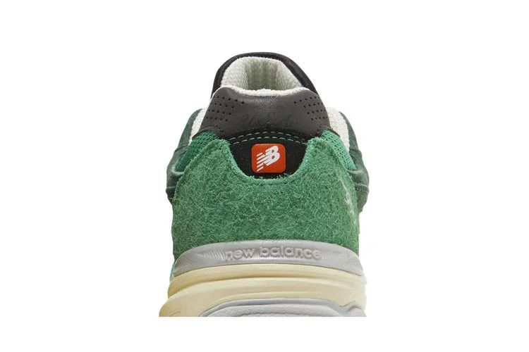 Кроссовки Teddy Santis x New Balance 990v3 Made in USA 'Green Gold'