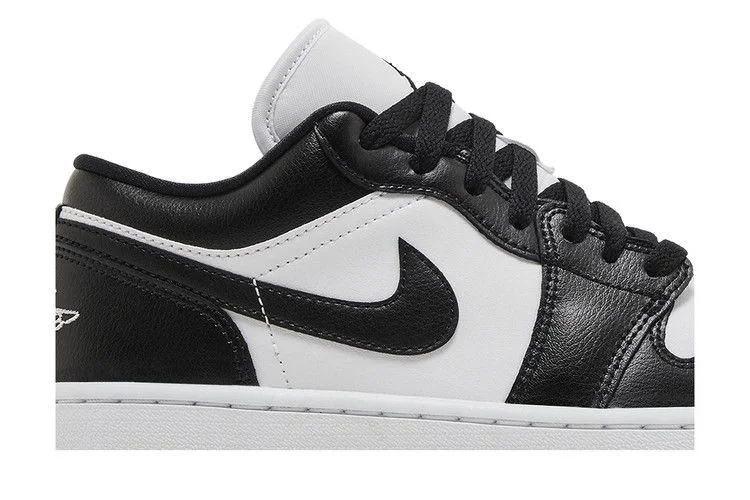 Кроссовки Wmns Air Jordan 1 Low 'Panda'