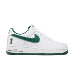 Белый, Глубокий лес, Серый волк