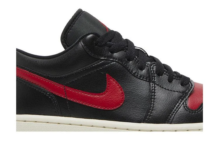 Кроссовки Wmns Air Jordan 1 Low 'Bred Sail'