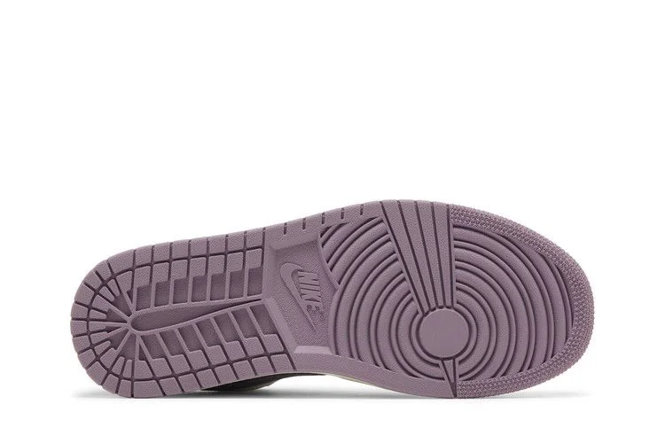Кроссовки Wmns Air Jordan 1 Low 'International Women's Day'