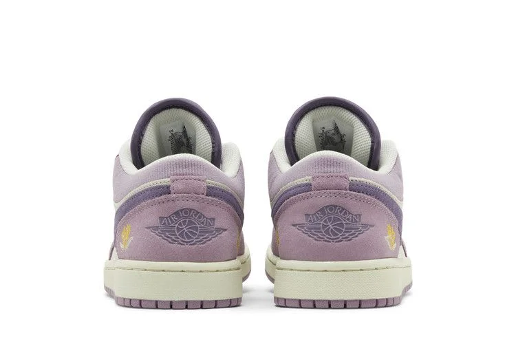 Кроссовки Wmns Air Jordan 1 Low 'International Women's Day'