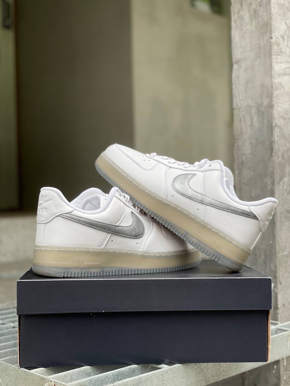 Nike Air Force 1 07 Premium White Metallic Silver DX3945 100