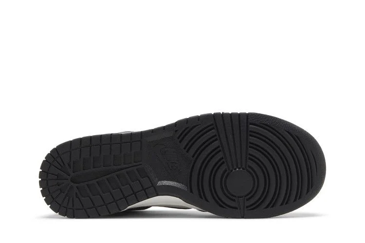 Nike Dunk Mid 'Canvas Panda'