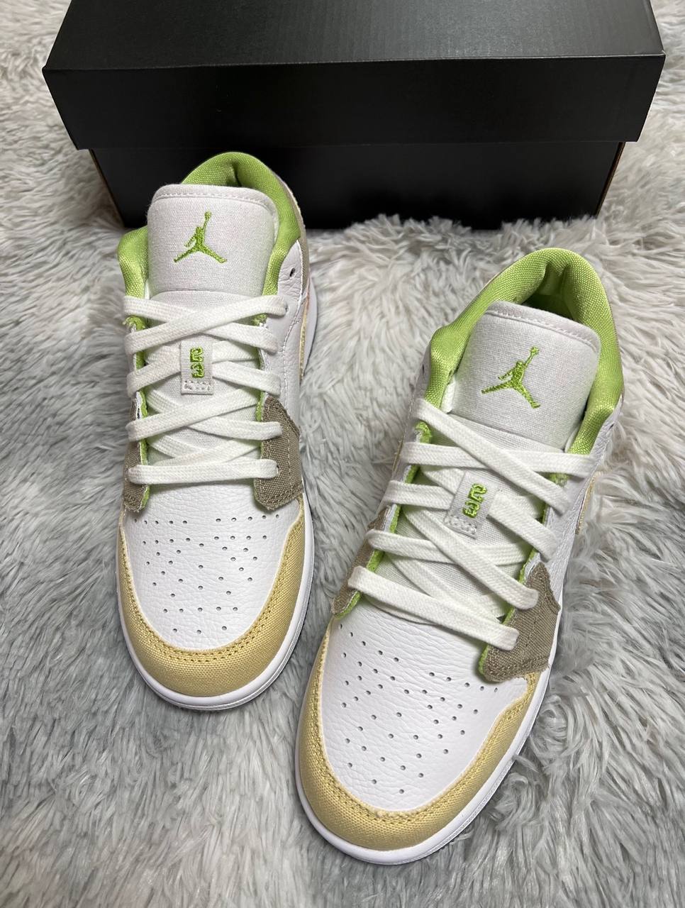 Кроссовки Air Jordan 1 Low SE GS Pastel Grind