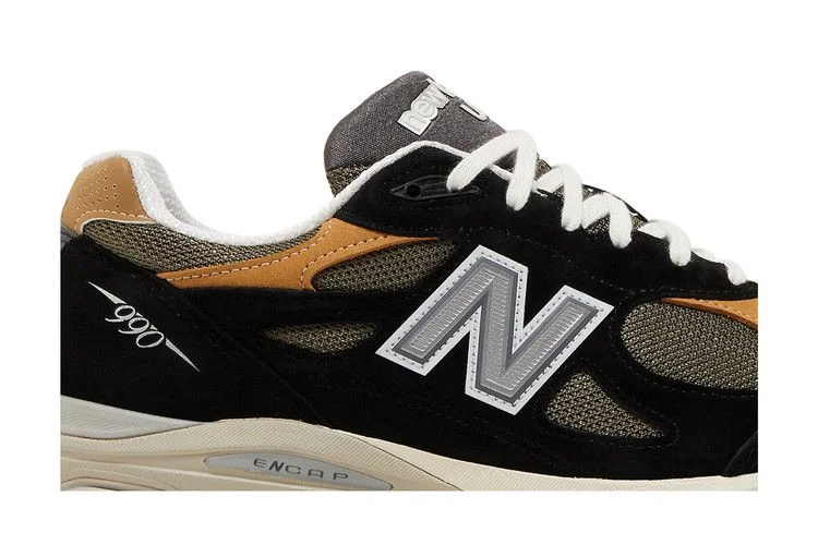 Кроссовки Teddy Santis x New Balance 990v3 Made in USA 'Black Tan'