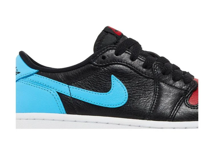 Кроссовки Wmns Air Jordan 1 Retro Low OG 'NC to Chi'
