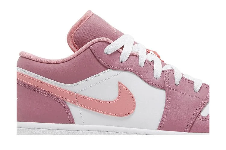 Кроссовки Air Jordan 1 Low GS 'Desert Berry'