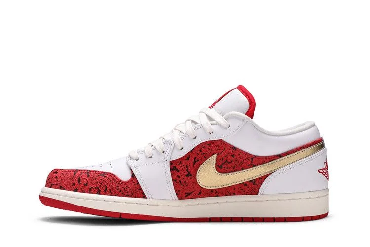 Кроссовки Air Jordan 1 Low SE 'Spades'
