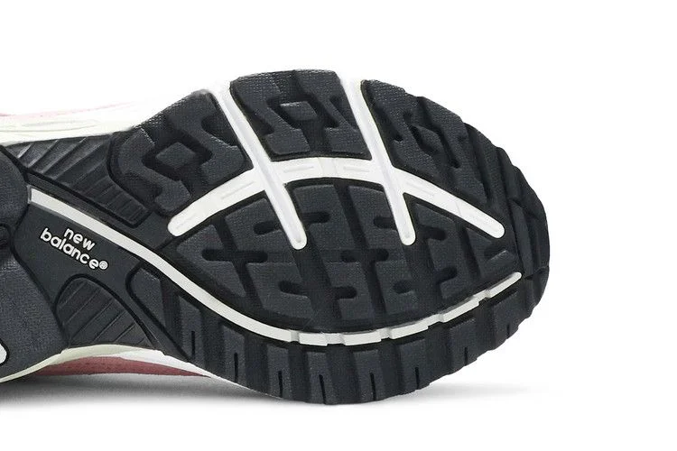 Кроссовки New Balance Wmns 993
