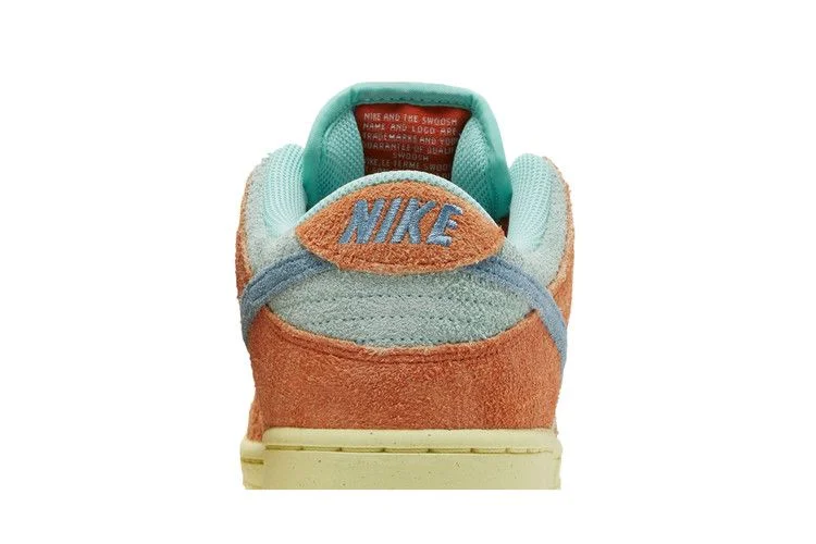 Кроссовки Nike Dunk Low SB 'Orange Emerald Rise'