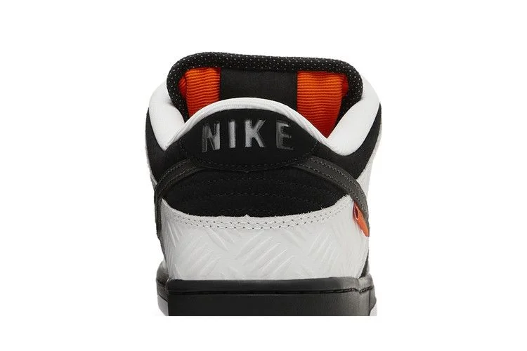 Кроссовки TIGHTBOOTH x Nike Dunk Low SB