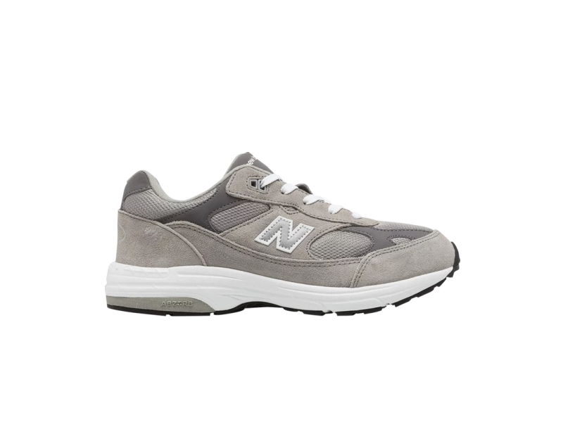 new-balance-993-big-kid-grey