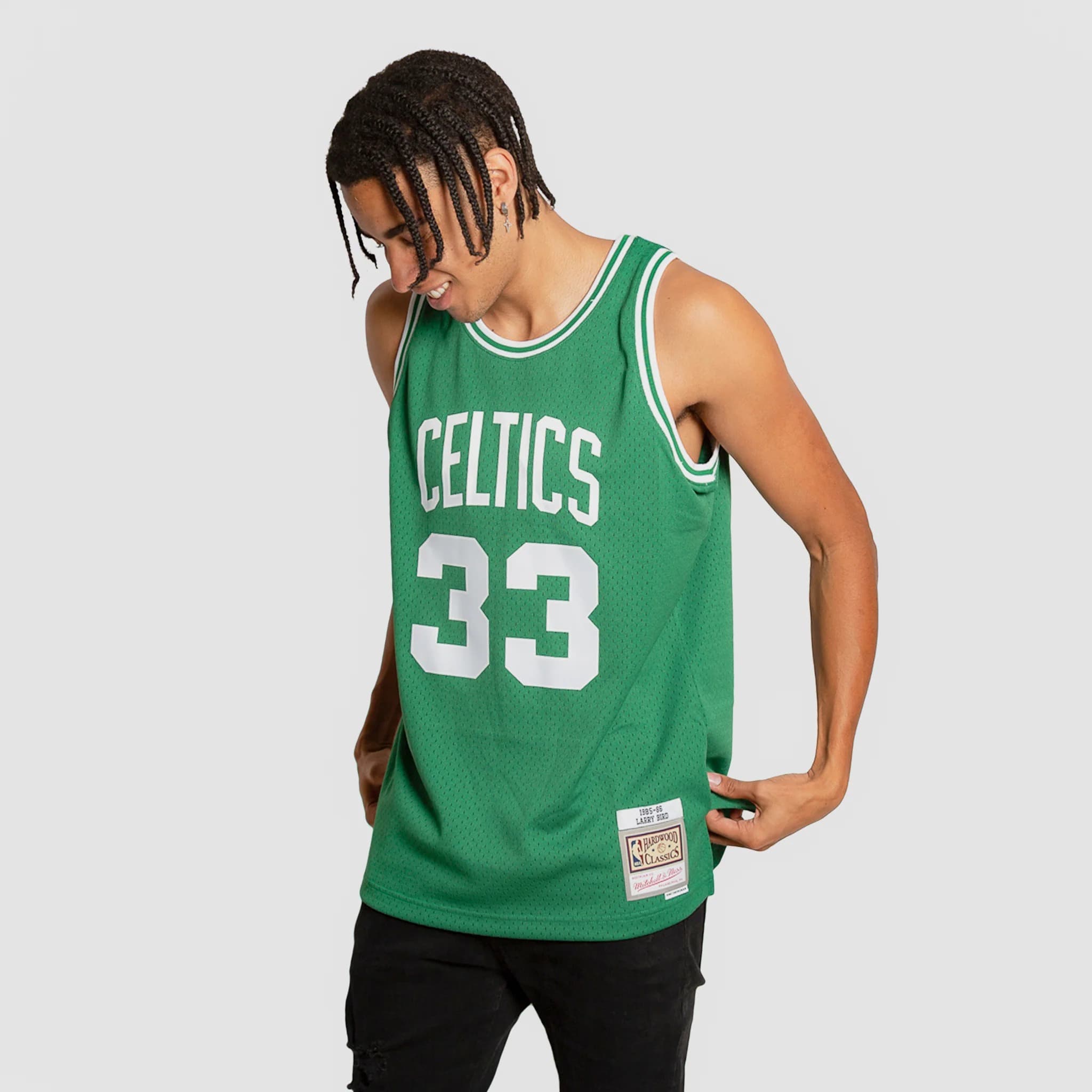 1985-86-boston-celtics-larry-bird-33-swingman-hardwood-classic-green-jersey