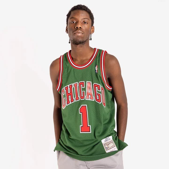 2008-09-chicago-bulls-derrick-rose-1-swingman-hardwood-classic-green-jersey