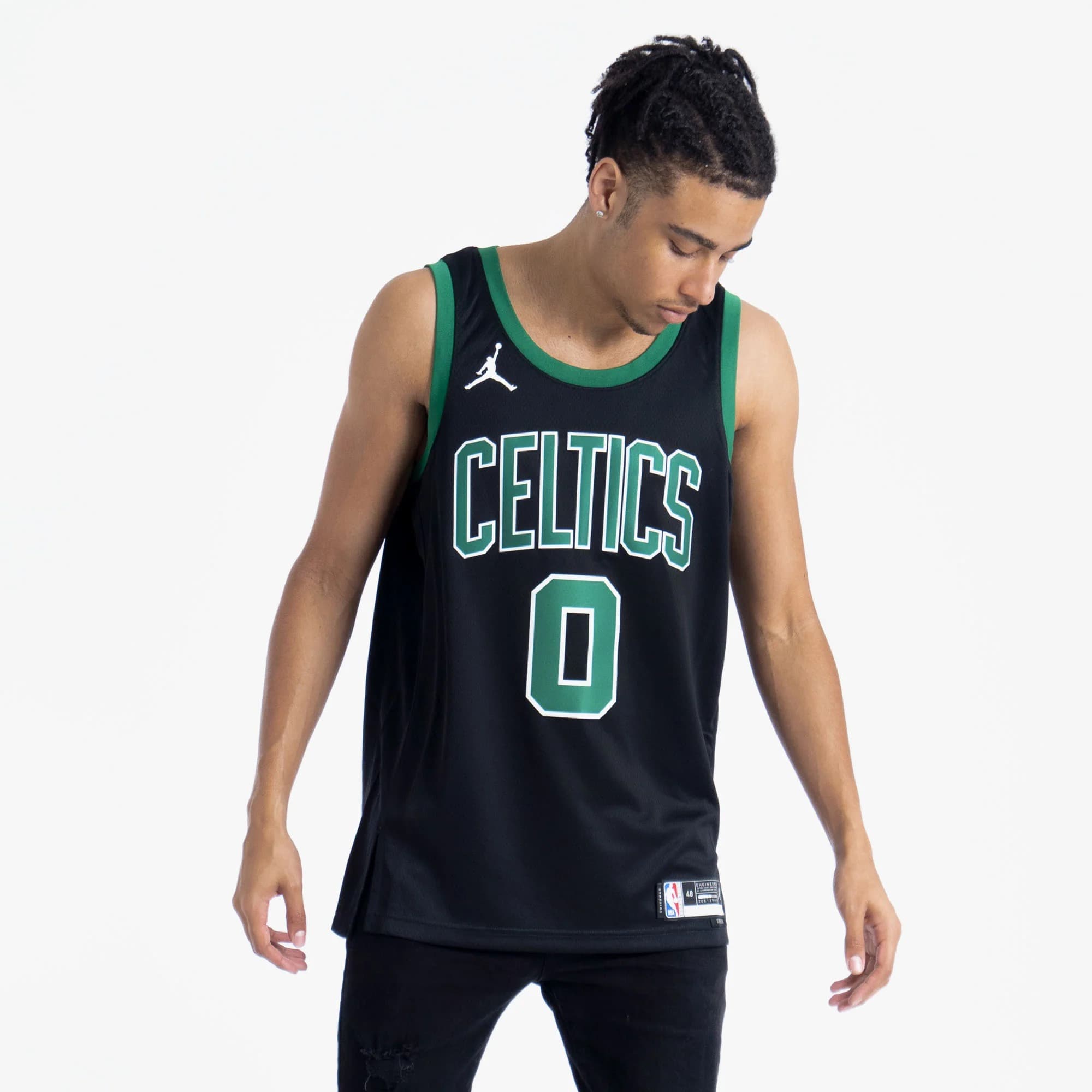 2022-23-boston-celtics-jayson-tatum-0-swingman-statement-edition-black-jersey