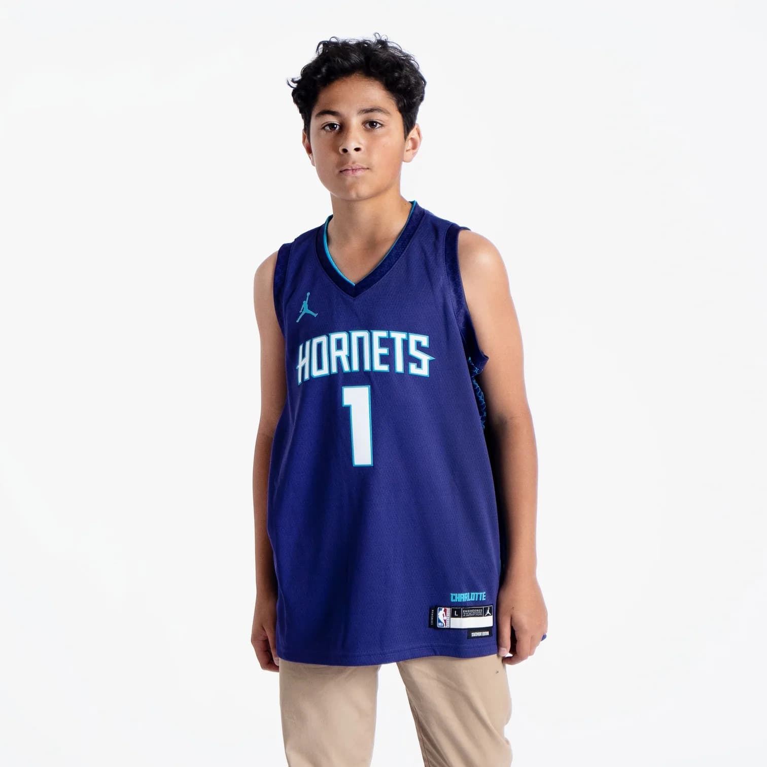 2023-24-charlotte-hornets-lamelo-ball-1-youth-swingman-statement-edition-purple-jersey