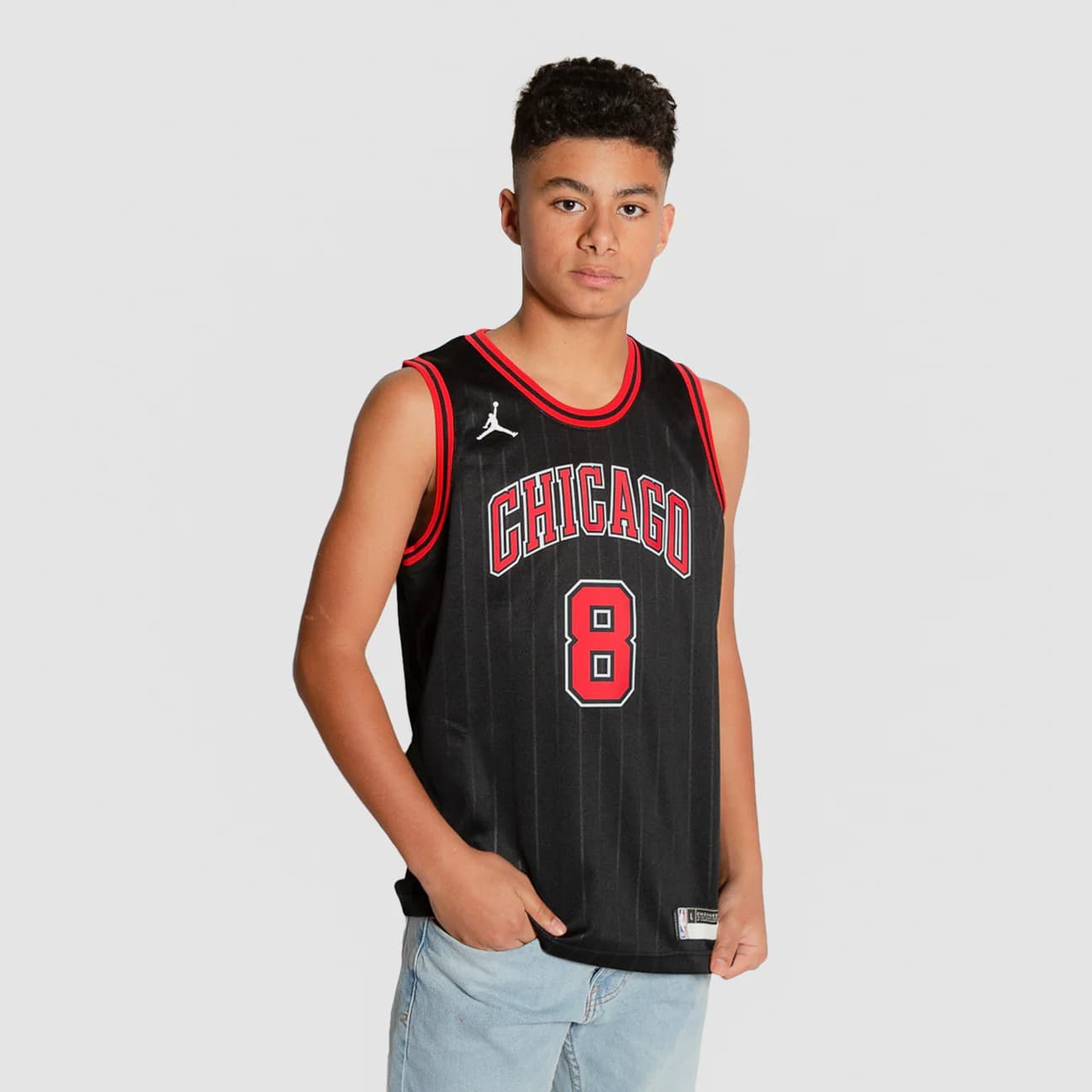 2022-23-chicago-bulls-zach-lavine-8-youth-swingman-statement-edition-black-jersey