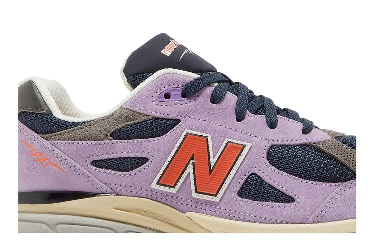 Кроссовки New Balance Teddy Santis x 990v3 Big Kid 'Raw Amethyst'