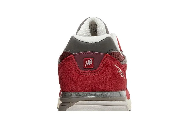 Кроссовки Teddy Santis x New Balance 990v3 Big Kid 'Scarlet Marblehead'