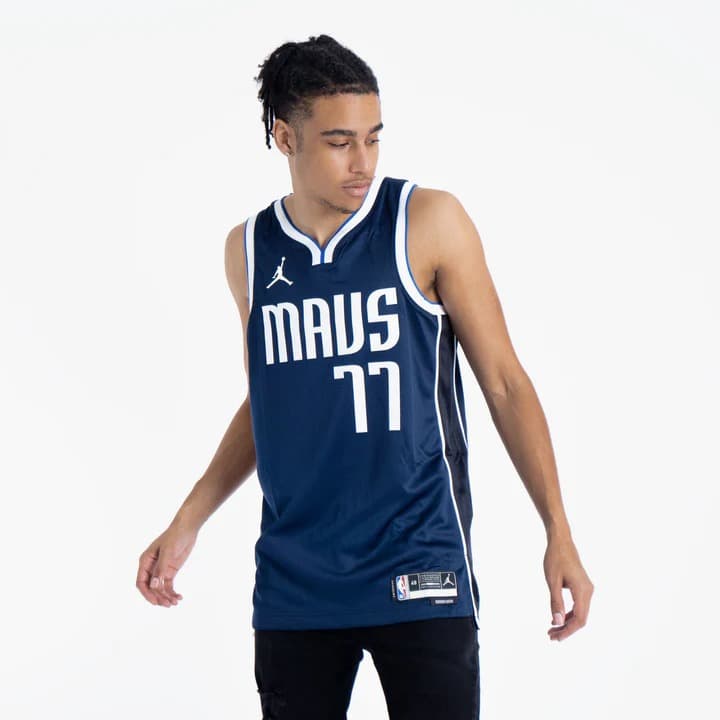 2023-24-dallas-mavericks-luka-doncic-77-swingman-statement-edition-navy-jersey