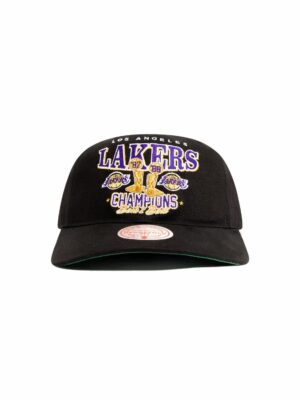 Mitchell-Ness-Los-Angeles-Lakers-Champs-Trophy-Deadstock-NBA-Snapback-Hat-1
