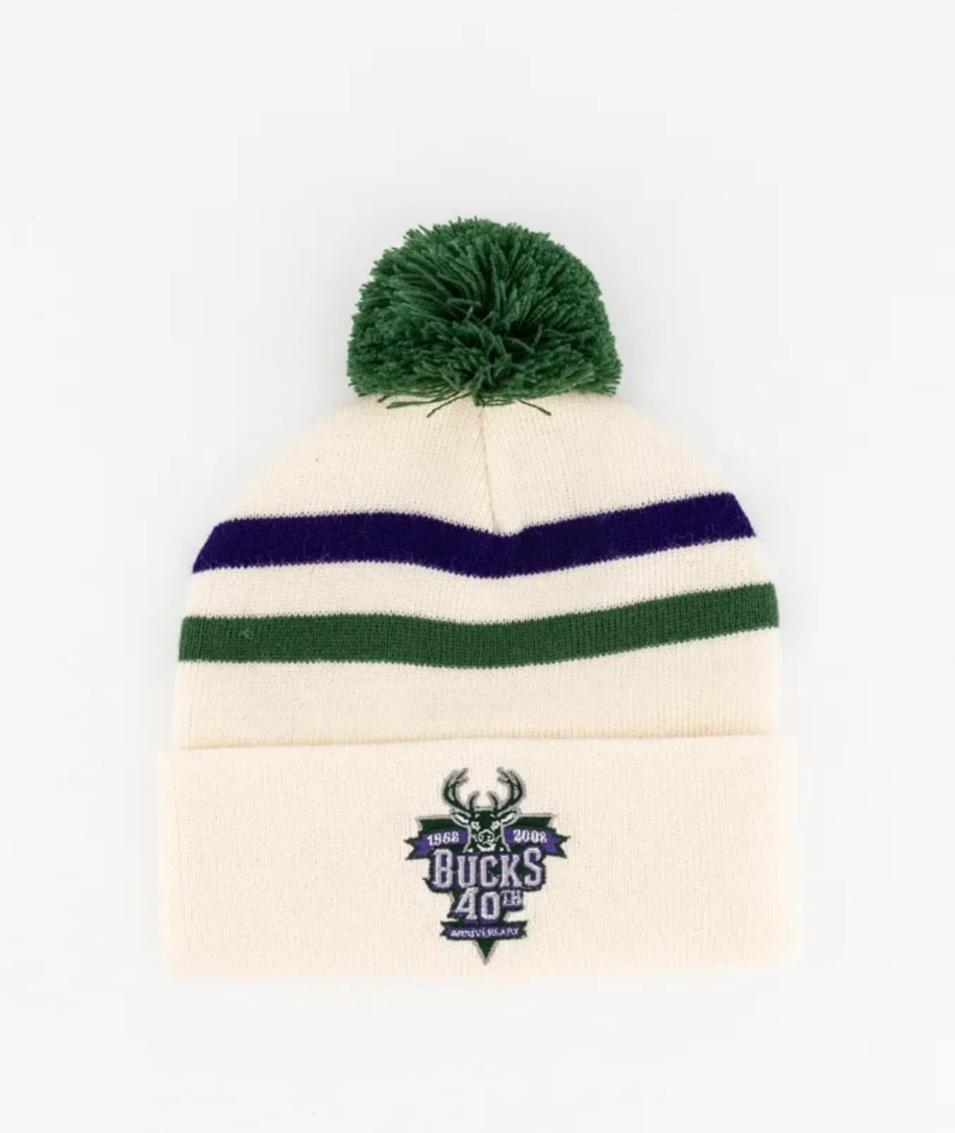 mitchell-ness-milwaukee-bucks-team-logo-40th-anniversary-pom-knit-nba-beanie