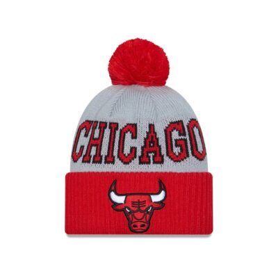 New-Era-Chicago-Bulls-2024-Tip-Off-Pom-Knit-NBA-Beanie-1
