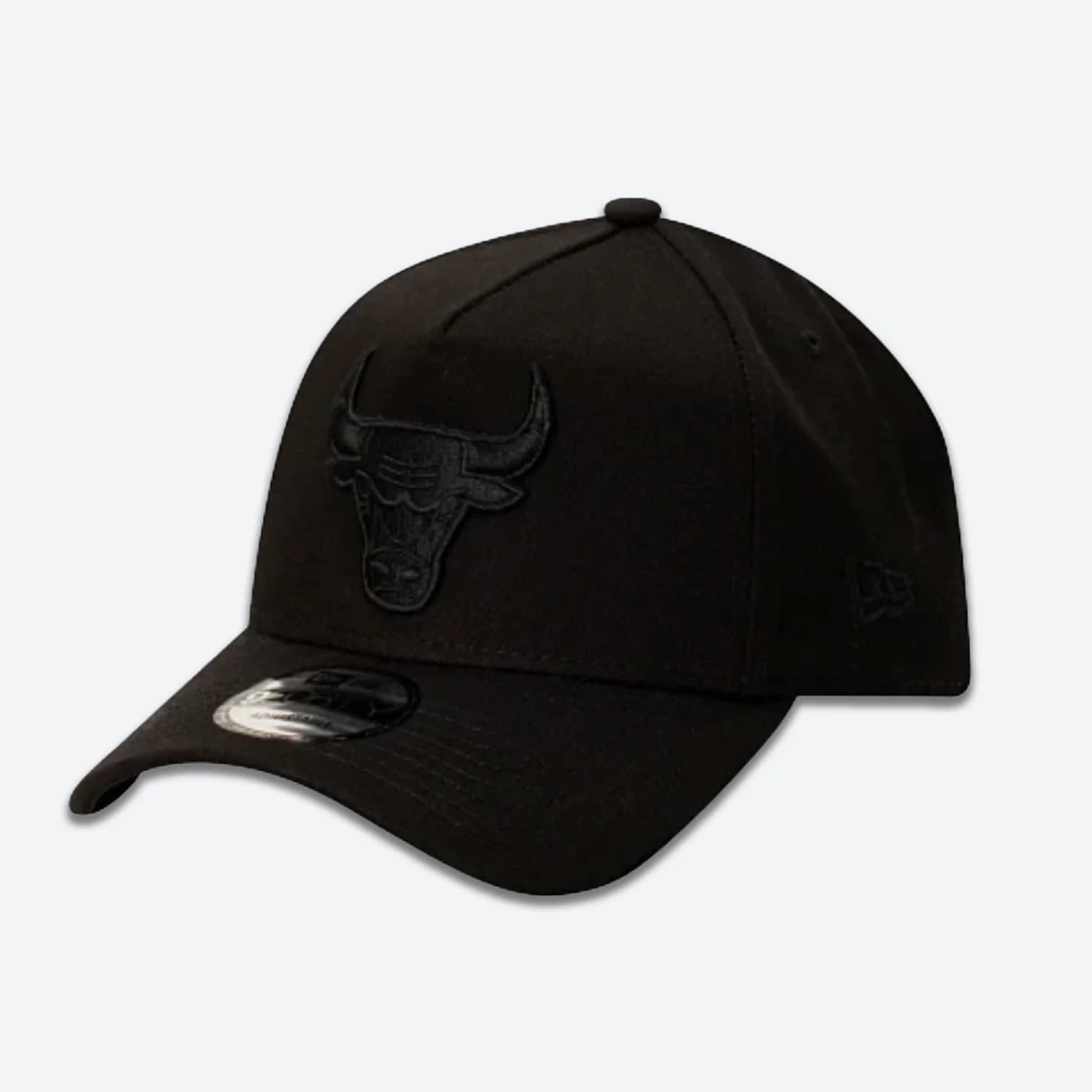 new-era-chicago-bulls-all-black-9forty-a-frame-nba-snapback-hat