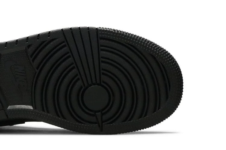 Кроссовки Air Jordan 1 Low GS 'Triple Black' 2020