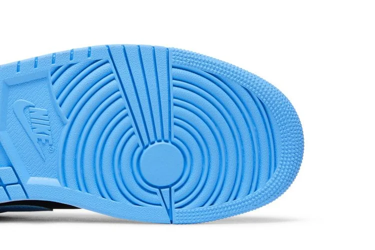 Кроссовки Air Jordan 1 Low 'University Blue'