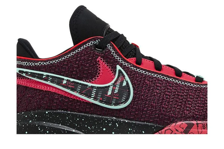Кроссовки Nike LeBron 20 SE GS 'Night Maroon'