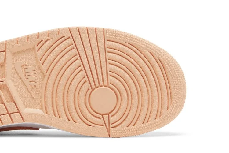 Кроссовки Wmns Air Jordan 1 Low 'Sunset Haze'