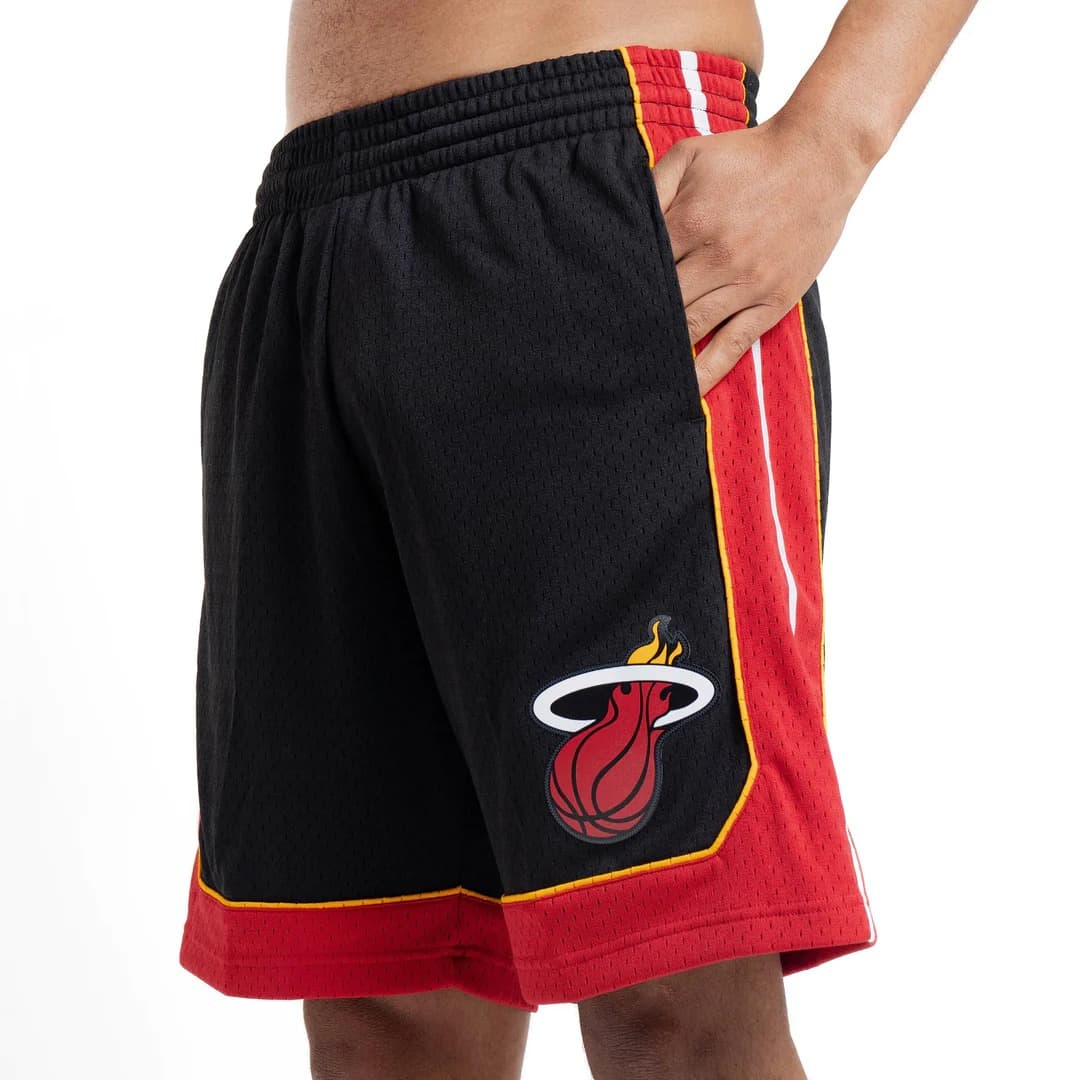 mitchell-ness-miami-heat-2012-13-hardwood-classics-throwback-swingman-nba-shorts