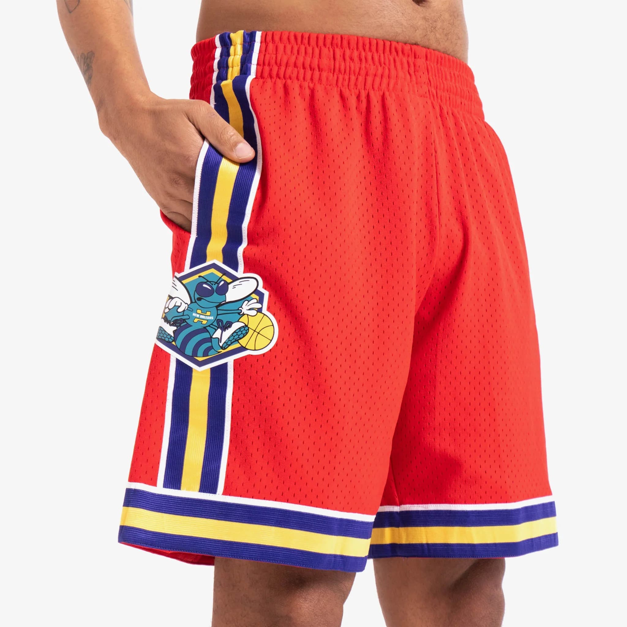 mitchell-ness-oklahoma-city-hornets-valentines-day-swingman-nba-shorts