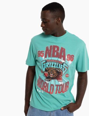 Mitchell-Ness-Vancouver-Grizzlies-Vintage-Bust-Out-T-Shirt-1