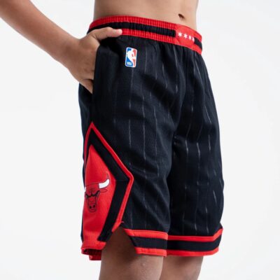 Nike-Chicago-Bulls-2024-Statement-Edition-Swingman-Youth-NBA-Shorts-1