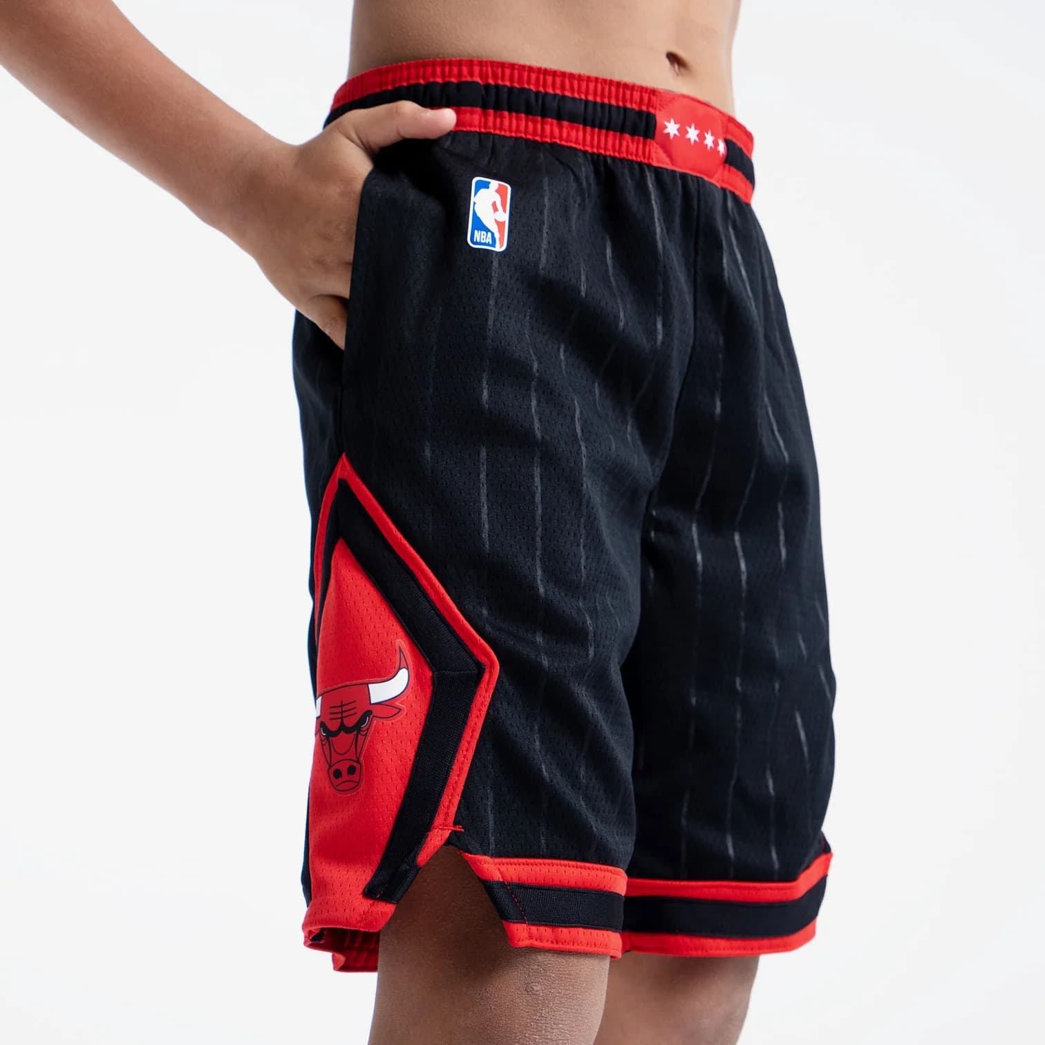 nike-chicago-bulls-2024-statement-edition-swingman-youth-nba-shorts