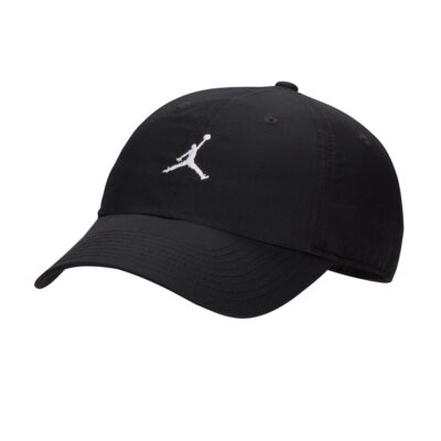 Air-Jordan-Club-Cap-Black-Strapback-Hat-1