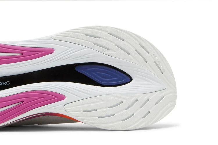 Кроссовки New Balance FuelCell SuperComp 2E Wide 'White Victory Blue'