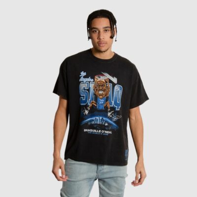 Mitchell-Ness-Shaquille-ONeal-Los-Angeles-Lakers-Vintage-Caricature-NBA-T-Shirt-1