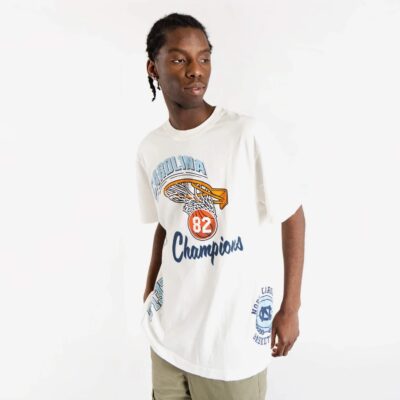 Mitchell-Ness-University-Of-North-Carolina-Tar-Heels-Vintage-Simply-The-Best-NCAA-T-Shirt-1